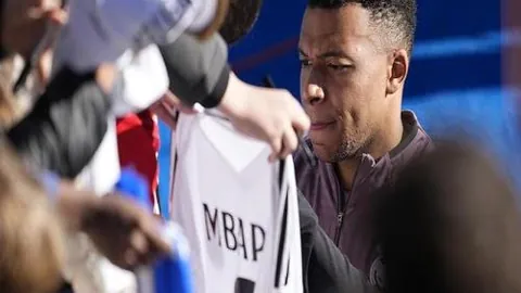 詹俊分析：大乐透期号专家推荐，巴萨翻盘与利物浦双杀可能性